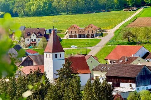 blick-von-norden-mit-kirche