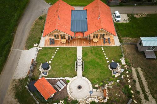 chalets-und-garten-von-oben