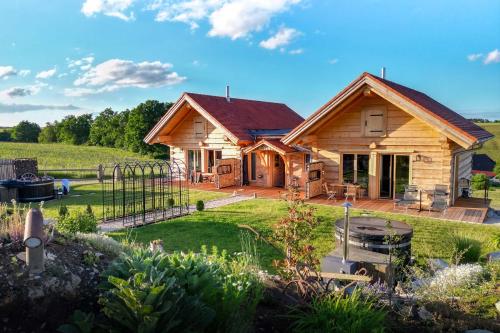 chalets_aussen_sommer_nah