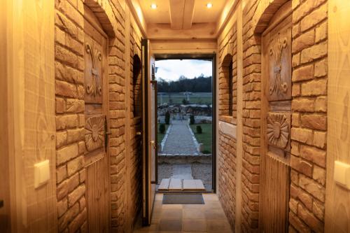 eingang_chalets_nach-aussen