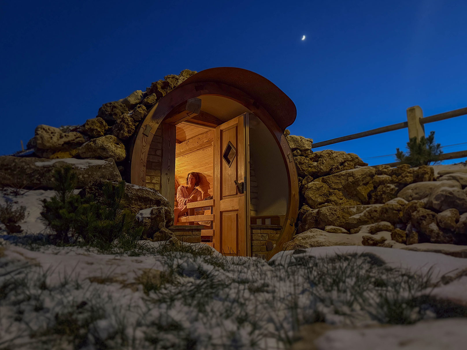 Unsere Sauna im Winter 2025